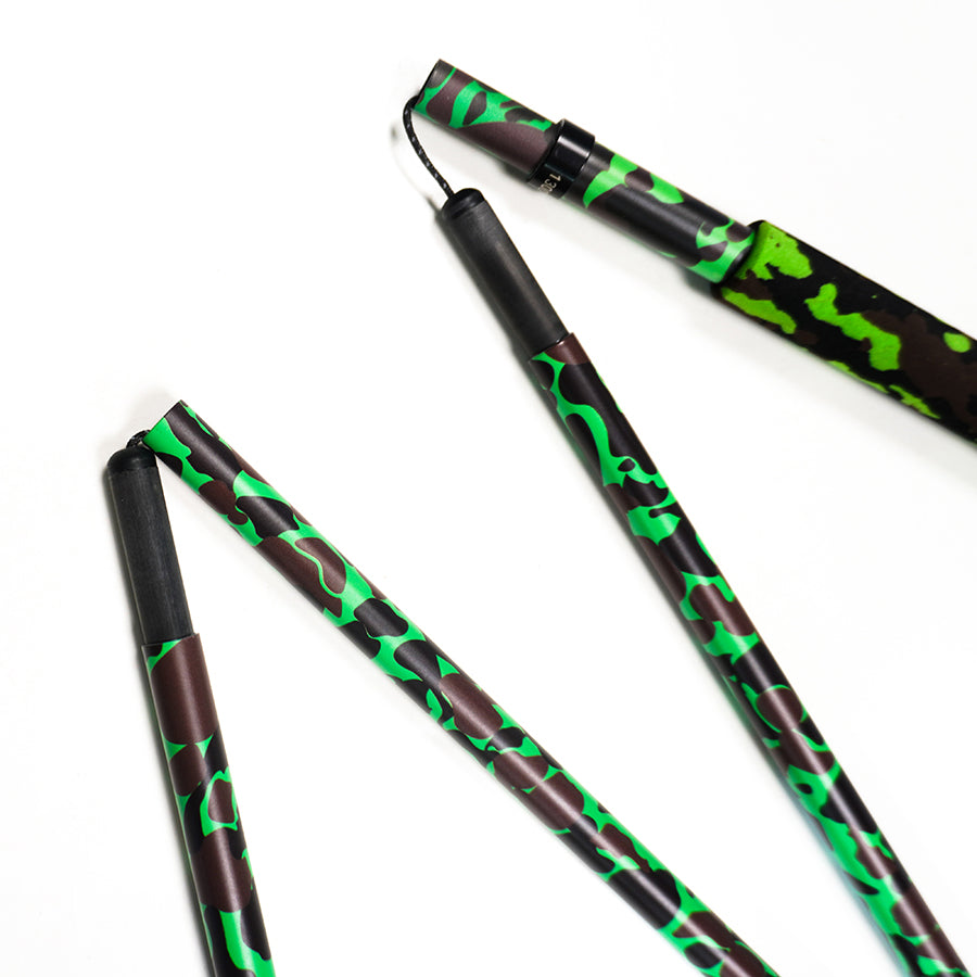 Foldable Carbon Hiking Poles – Outdoor Camouflage & Lightweight